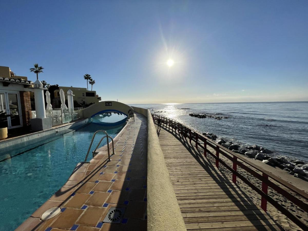 Dona Lola Micaela - Fully Equiped 1 Bedroom Ground Floor Beach Front Apartment With Direct Access To The Beach Of Calahonda - Costa Del Sol - Cs155 Sitio de Calahonda Dış mekan fotoğraf